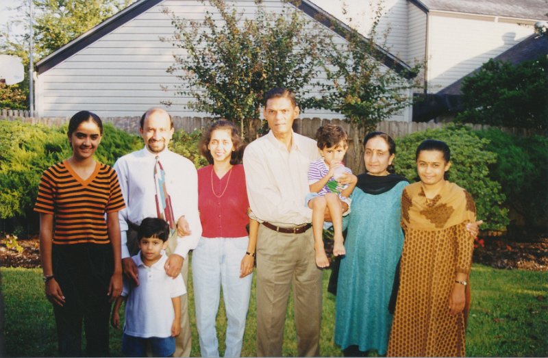 008-With Yogen mama, Uma mami, Neeraj and Ashwin.jpg